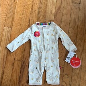 Magnetic Me Onsie Newborn